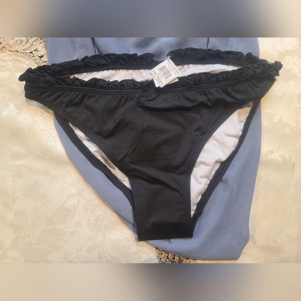 ⭐️ Mainstreet Collection Bikini Ruffle Bottom Only * Read Details